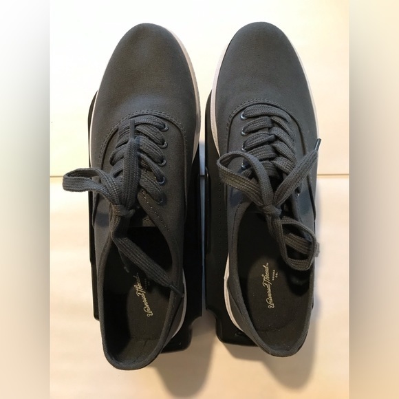 Sneaker. Gray. NWOT - Picture 3 of 5